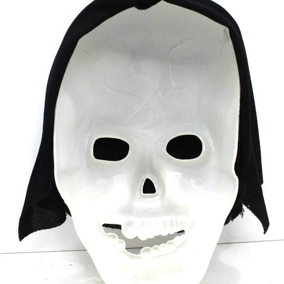 Vintage Crypt Skull Skeleton Creepy Scary Breathable Mask with Black Nylon Hood - Picture 3 of 3
